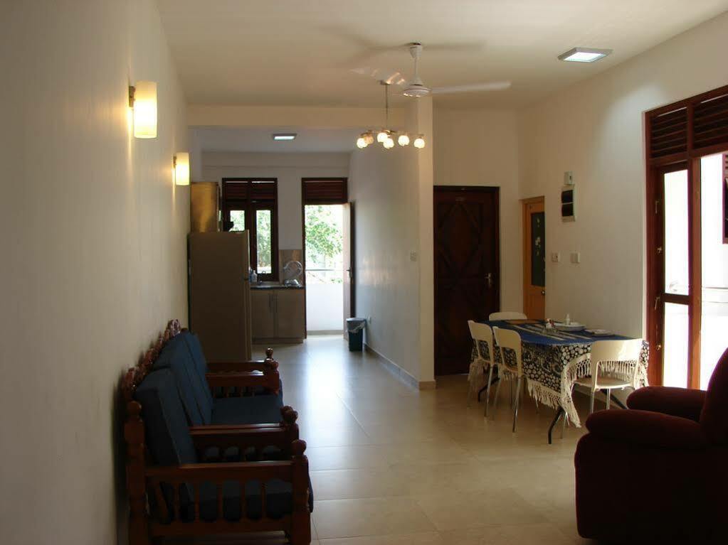 Ocean Breeze Apartment Colombo Eksteriør billede